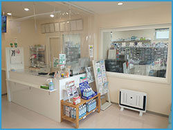 パル・鷺沼駅薬局店内